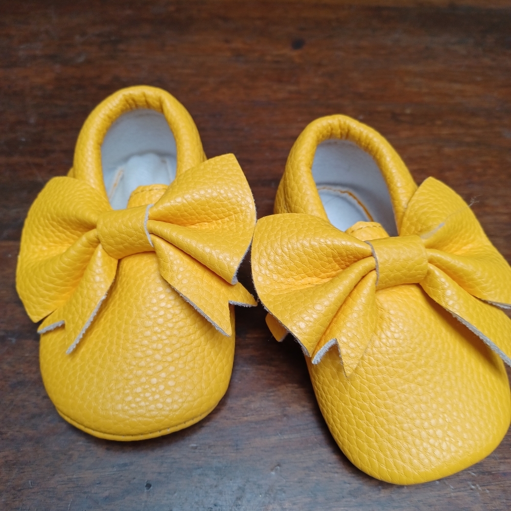 TODDLER yellow faux leather moccasins